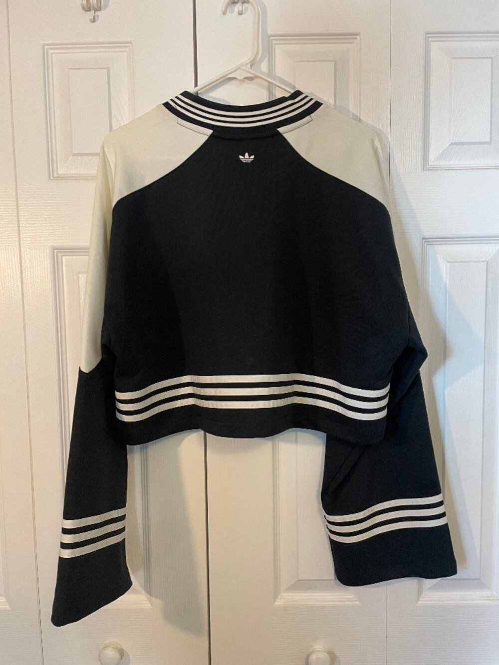 Adidas | Blocking Crewneck Sweatshirt - Picture 6 of 6